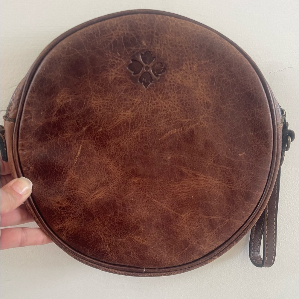 Patricia Nash Brown Leather Round   Purse